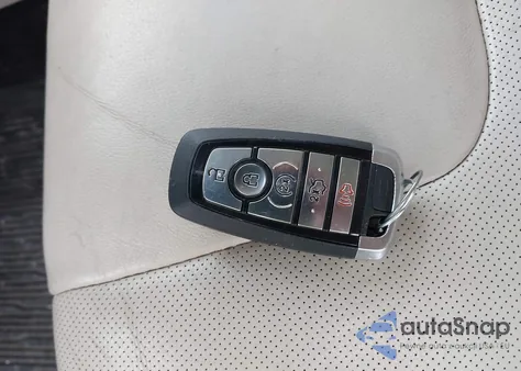 2017 Ford Edge Titanium z USA, uszkodzony, nr VIN 2FMPK4K86HBC28769